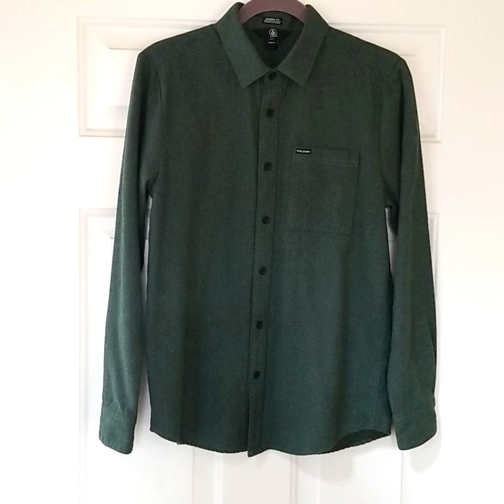 Volcom Men's Flannel Shirt- NEW!!